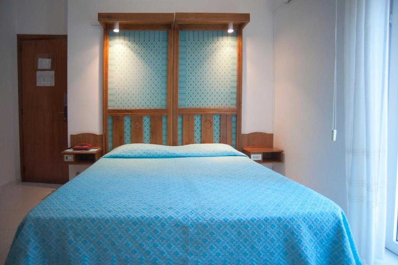 Albergo Miramare Cala Gonone Ngoại thất bức ảnh