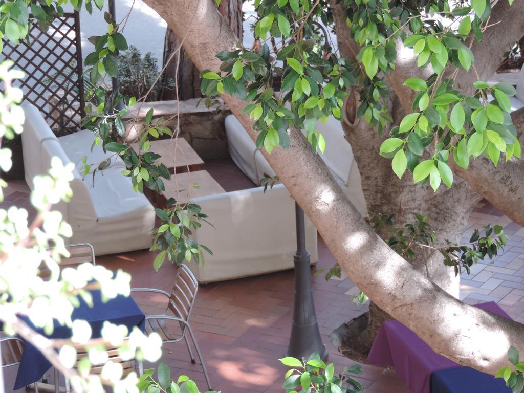 Albergo Miramare Cala Gonone Ngoại thất bức ảnh