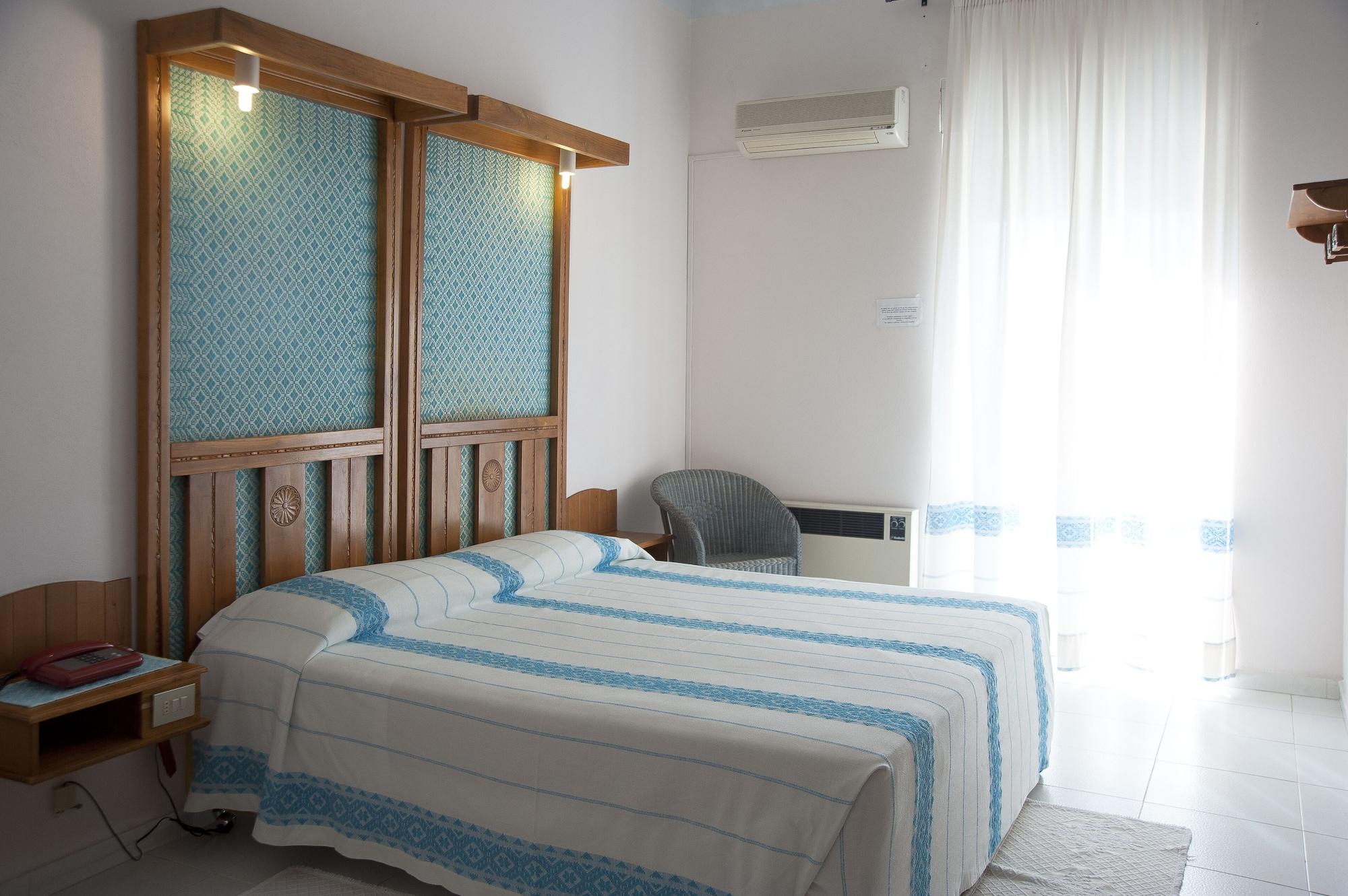 Albergo Miramare Cala Gonone Ngoại thất bức ảnh
